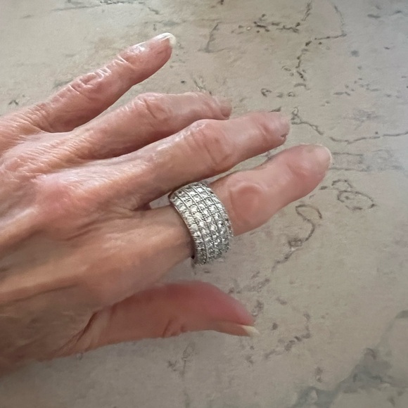 Zircon Cocktail Ring Size 7 - Picture 11 of 11